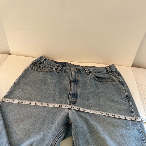 SOLD…On Another Platform! Vintage Levi’s 550 Relaxed Fit High Rise Mom/Dad Jeans - Picture 9 of 12